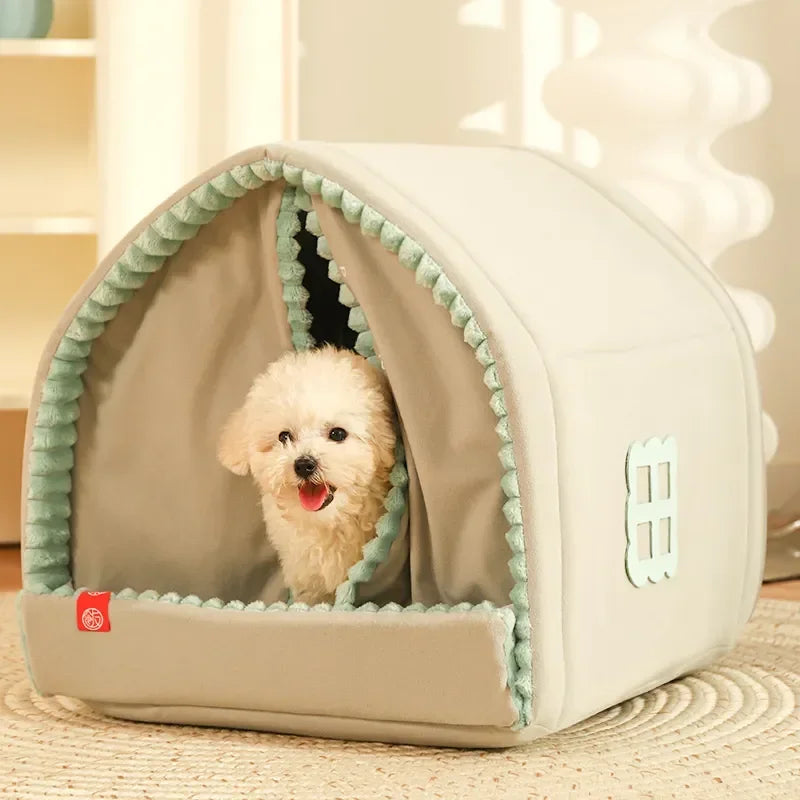 Maison Fermée avec Rideau pour Chiens et Chats – Niche Portable et Isolante